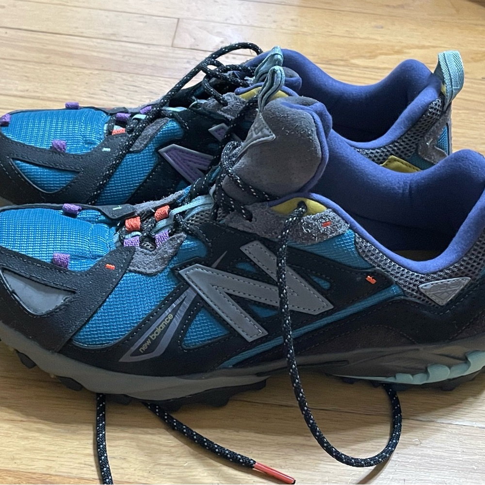 New Balance 610 Bodega Athletic Shoes